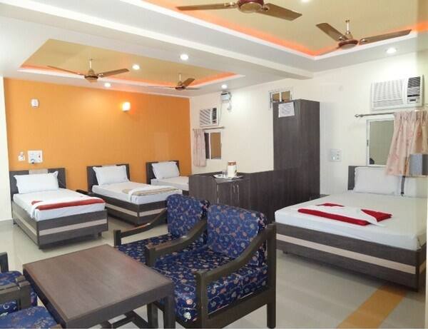 Hotel Pankaj Palace, Medak 2